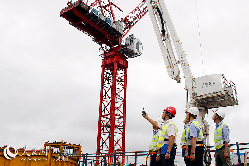 混凝土布料機(jī) 混凝土布料機(jī)