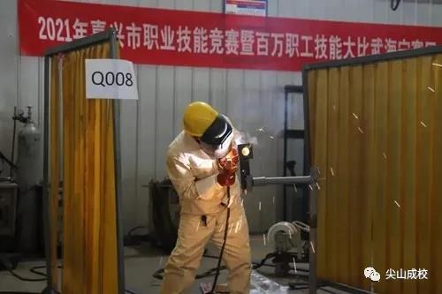 1635936220678327.jpg 1635936220678327.jpg