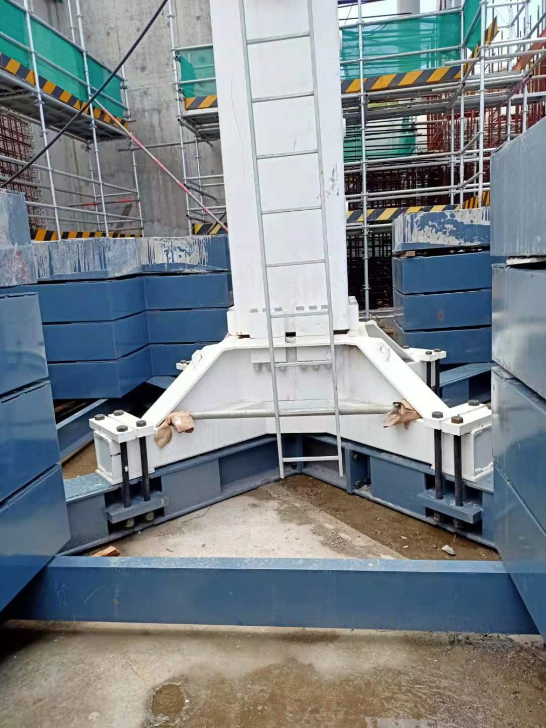 混凝土布料機(jī) 混凝土布料機(jī)